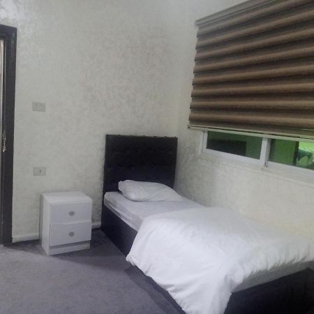 Jarajreh Apartments/ Hotel Al Al Karak Extérieur photo