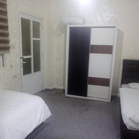 Jarajreh Apartments/ Hotel Al Al Karak Chambre photo