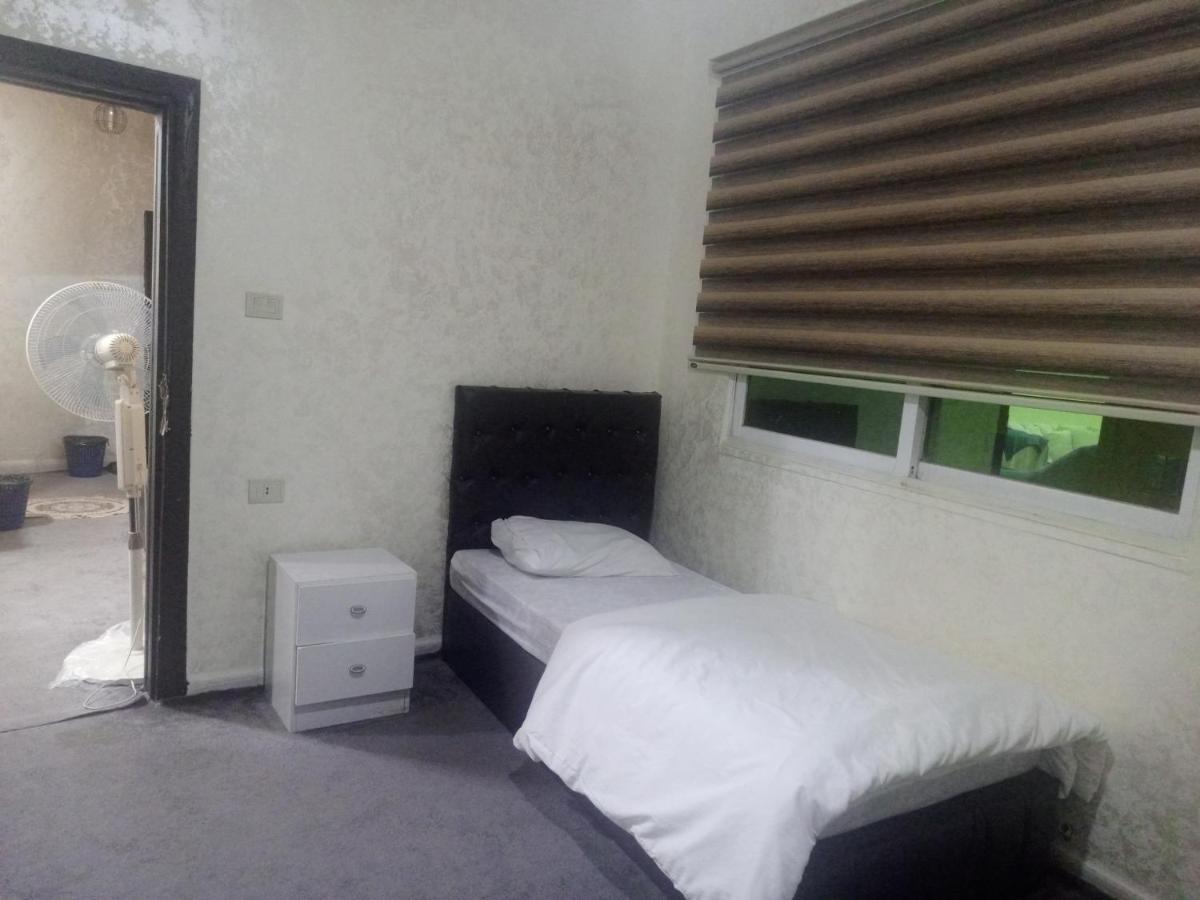 Jarajreh Apartments/ Hotel Al Al Karak Extérieur photo