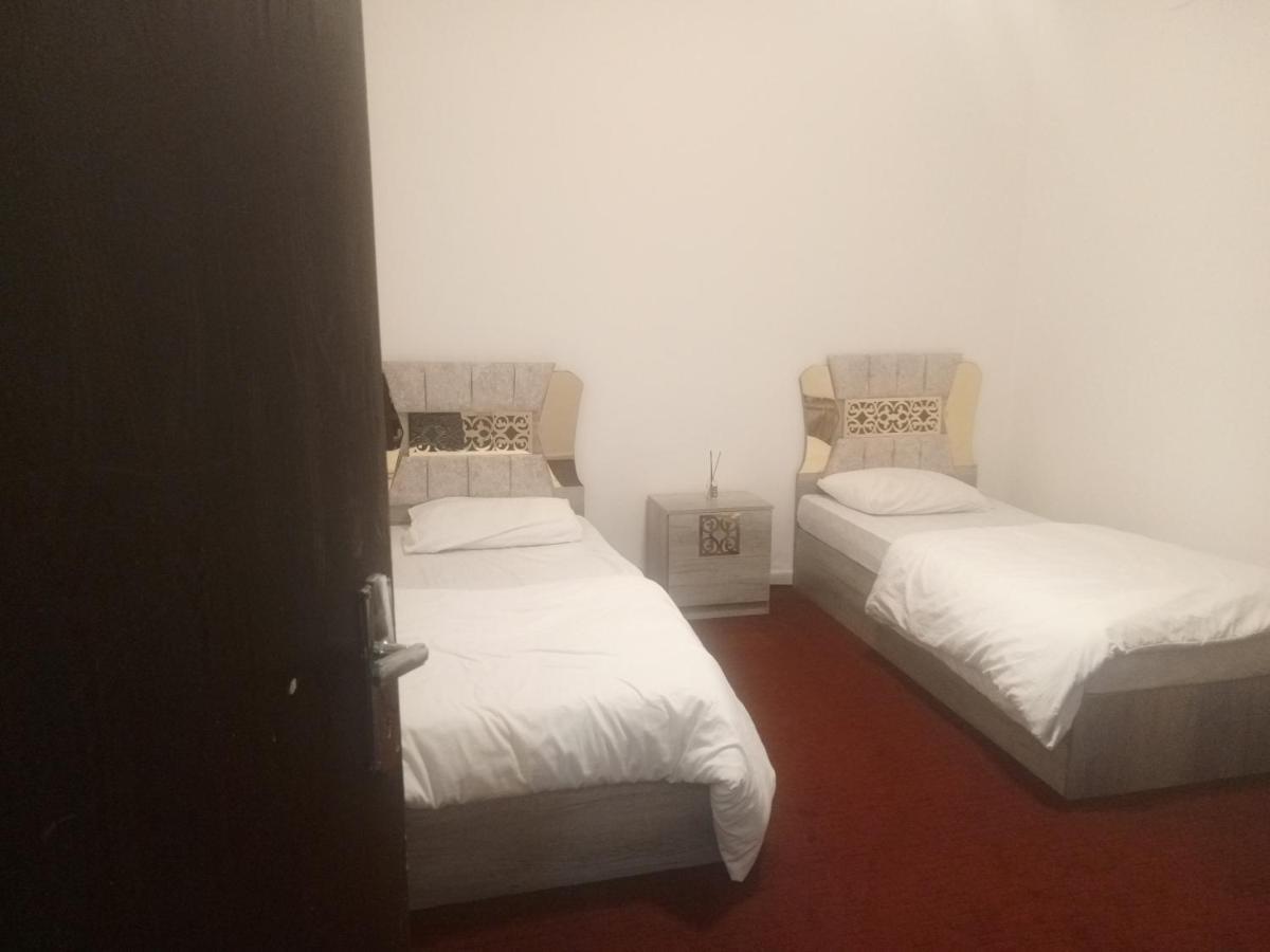 Jarajreh Apartments/ Hotel Al Al Karak Extérieur photo