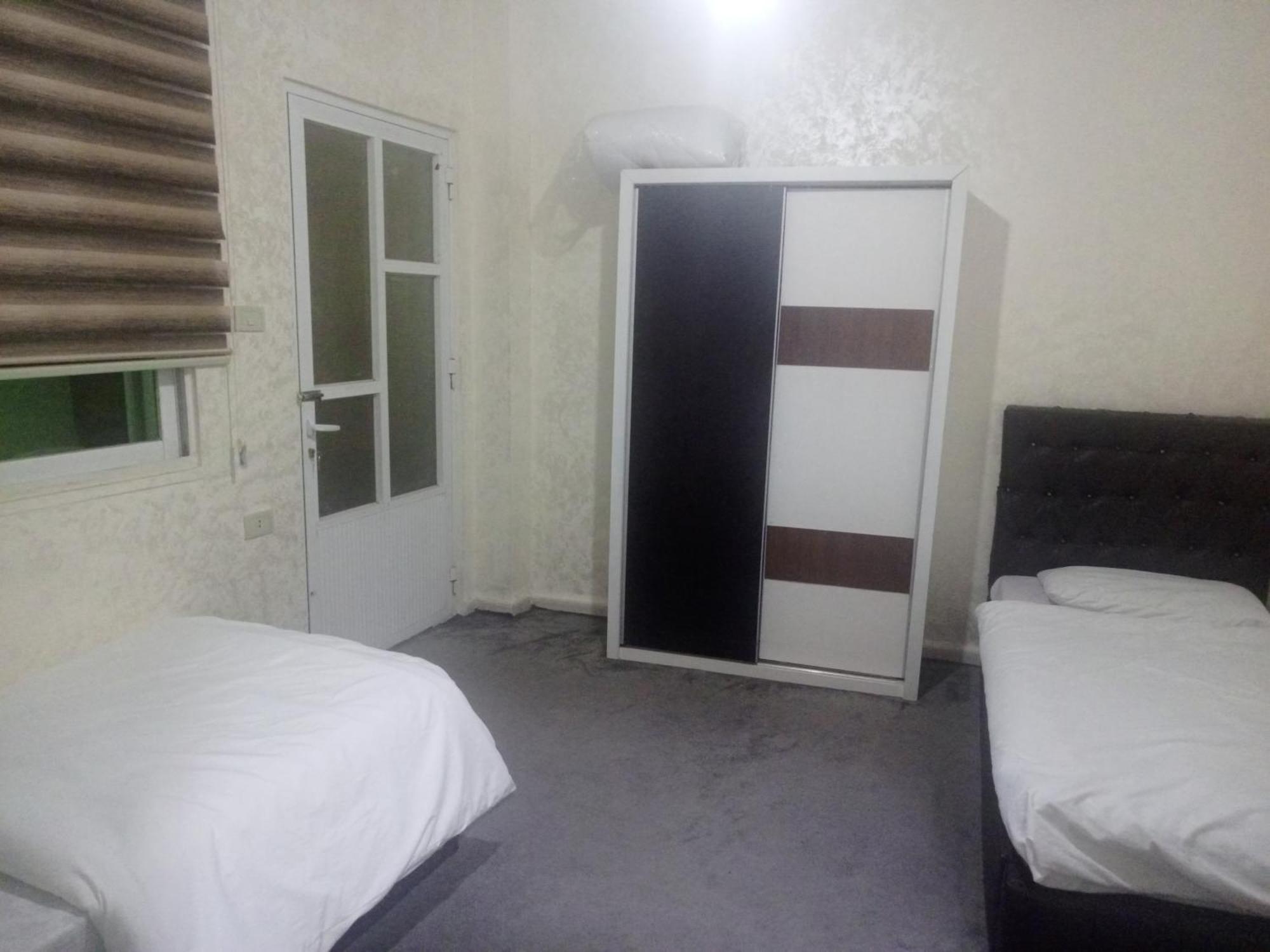 Jarajreh Apartments/ Hotel Al Al Karak Chambre photo